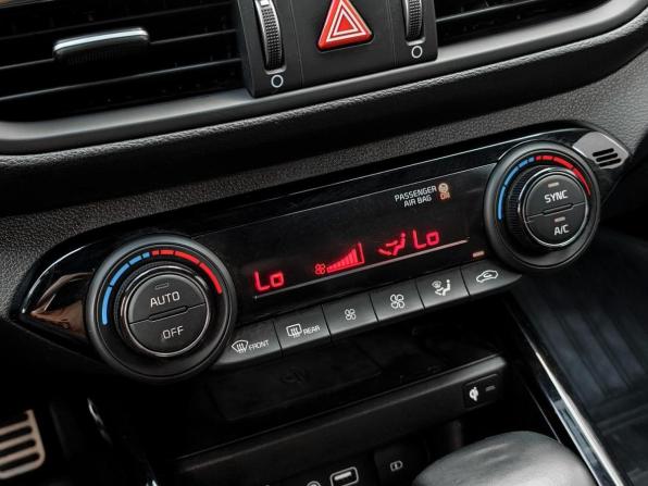 Kia Cerato IV с пробегом 2020 года, цена 2 370 000 рублей, 47248 км, седан, Автокод Объявления