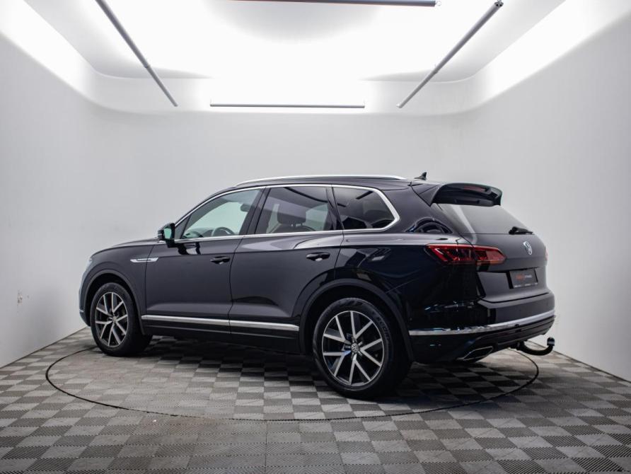 Volkswagen Touareg III Москва  - изображение 7