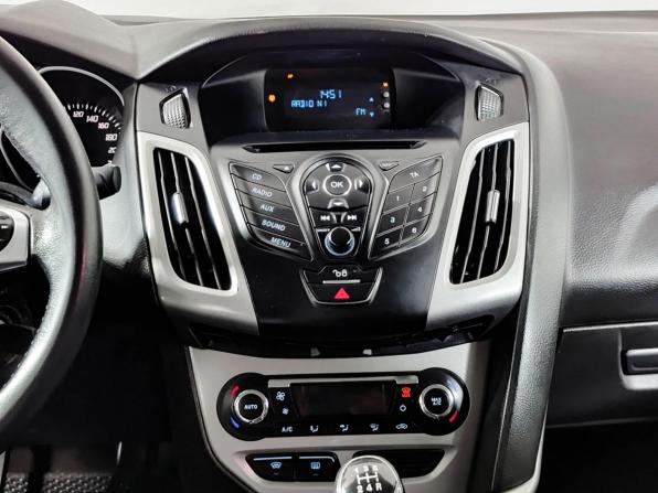 Ford Focus III с пробегом 2013 года, цена 615 000 рублей, 209121 км, седан, Автокод Объявления