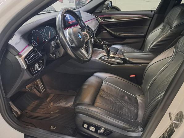 BMW 5 серии VII (G30/G31/G38) с пробегом 2018 года, цена 4 050 000 рублей, 173050 км, седан, Автокод Объявления