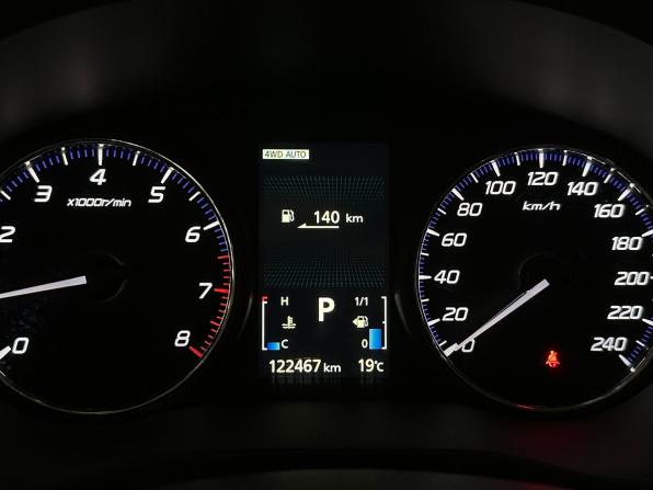 Mitsubishi Outlander III Рестайлинг 2 с пробегом 2015 года, цена 1 740 000 рублей, 122466 км, внедорожник, Автокод Объявления