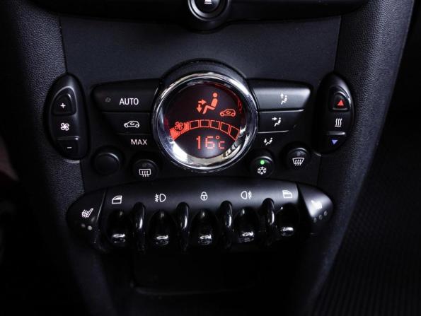 Mini Hatch II (R56) Рестайлинг с пробегом 2010 года, цена 1 160 000 рублей, 165673 км, хэтчбек, Автокод Объявления