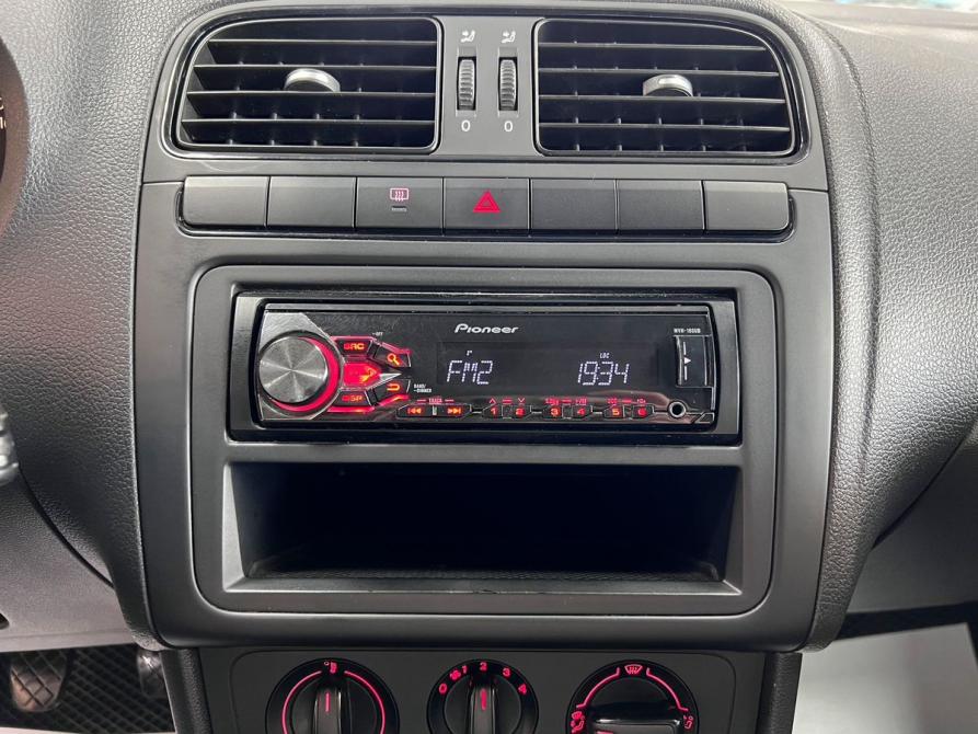 Volkswagen Polo V Рестайлинг Тверь  - изображение 15