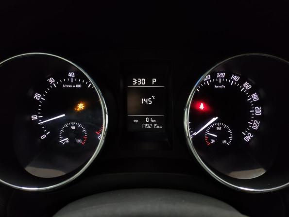 Skoda Yeti I с пробегом 2012 года, цена 700 000 рублей, 179000 км, внедорожник, Автокод Объявления