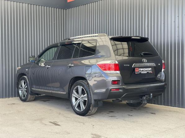 Toyota Highlander II (XU40) Рестайлинг с пробегом 2011 года, цена 2 000 000 рублей, 187857 км, внедорожник, Автокод Объявления