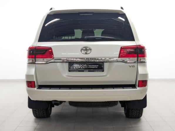 Toyota Land Cruiser 200 Series Рестайлинг 2 с пробегом 2020 года, цена 7 120 000 рублей, 117750 км, внедорожник, Автокод Объявления