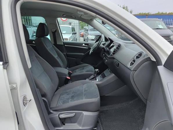 Volkswagen Tiguan I Рестайлинг с пробегом 2012 года, цена 1 780 000 рублей, 122671 км, внедорожник, Автокод Объявления