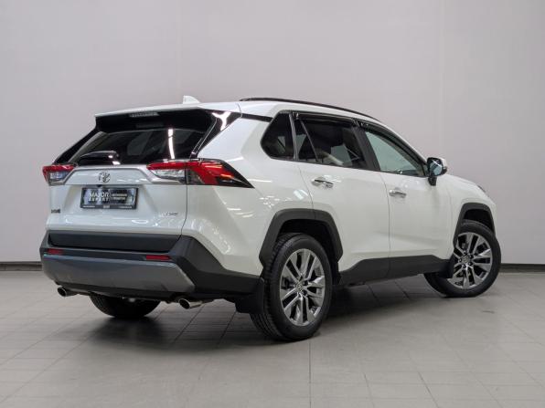 Toyota RAV4 V (XA50) с пробегом 2022 года, цена 3 890 000 рублей, 39291 км, внедорожник, Автокод Объявления