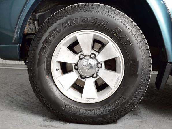 Mitsubishi Pajero Sport I Рестайлинг с пробегом 2005 года, цена 1 049 995 рублей, 321930 км, внедорожник, Автокод Объявления