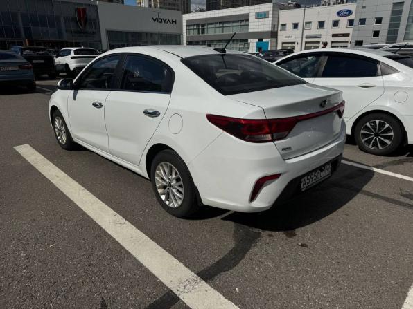 Kia Rio IV с пробегом 2017 года, цена 1 099 000 рублей, 140332 км, седан, Автокод Объявления