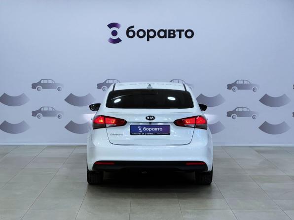 Kia Cerato III Рестайлинг (Classic) с пробегом 2017 года, цена 1 168 000 рублей, 198107 км, седан, Автокод Объявления
