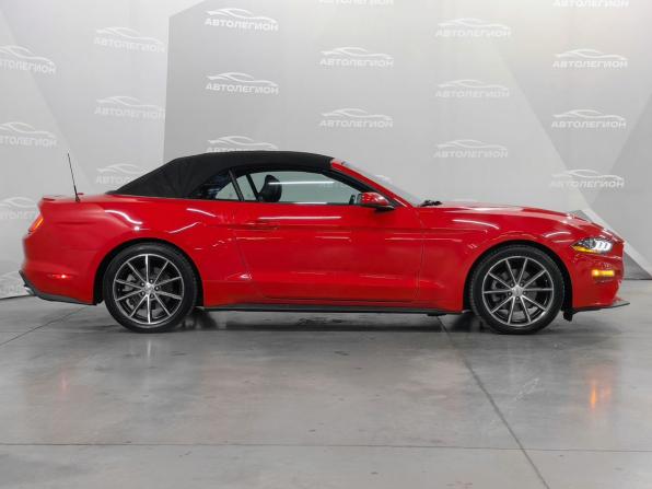 Ford Mustang VI Рестайлинг с пробегом 2018 года, цена 3 300 000 рублей, 75341 км, кабриолет, Автокод Объявления