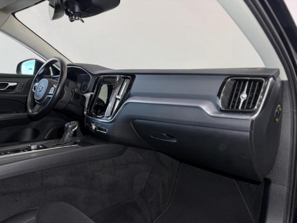 Volvo V60 Cross Country II с пробегом 2021 года, цена 3 549 000 рублей, 119000 км, универсал, Автокод Объявления