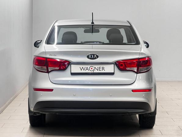 Kia Rio III Рестайлинг с пробегом 2015 года, цена 985 000 рублей, 159046 км, седан, Автокод Объявления