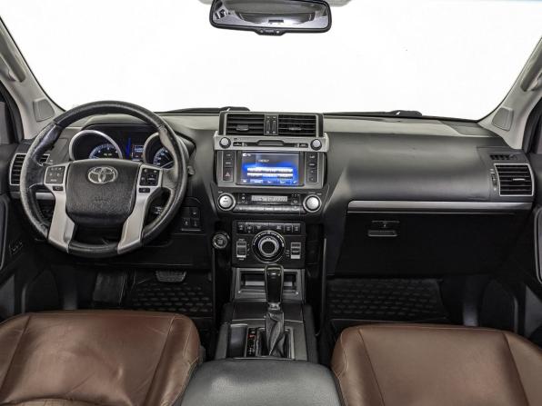 Toyota Land Cruiser Prado 150 Series Рестайлинг 1 с пробегом 2016 года, цена 3 995 000 рублей, 137221 км, внедорожник, Автокод Объявления