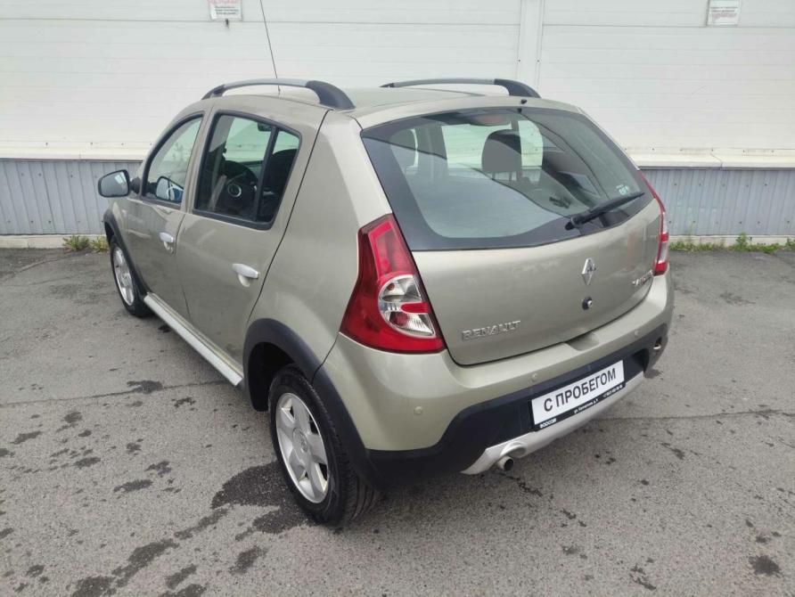 Renault Sandero I Санкт-Петербург  - изображение 5
