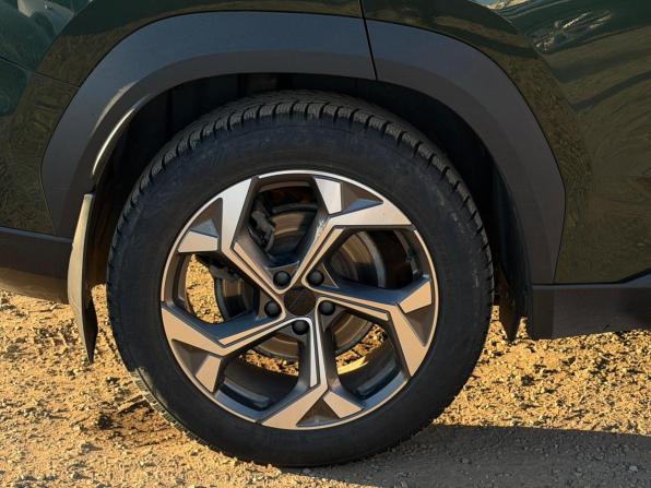 Geely Atlas II с пробегом 2024 года, цена 2 200 000 рублей, 113000 км, внедорожник, Автокод Объявления