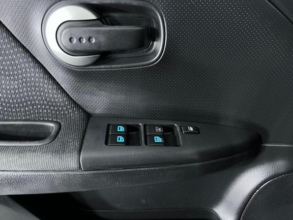Nissan Note I Рестайлинг с пробегом 2012 года, цена 697 000 рублей, 230400 км, хэтчбек, Автокод Объявления