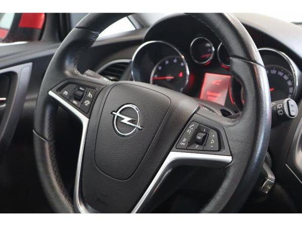 Opel Astra J Рестайлинг с пробегом 2012 года, цена 778 000 рублей, 102138 км, хэтчбек, Автокод Объявления
