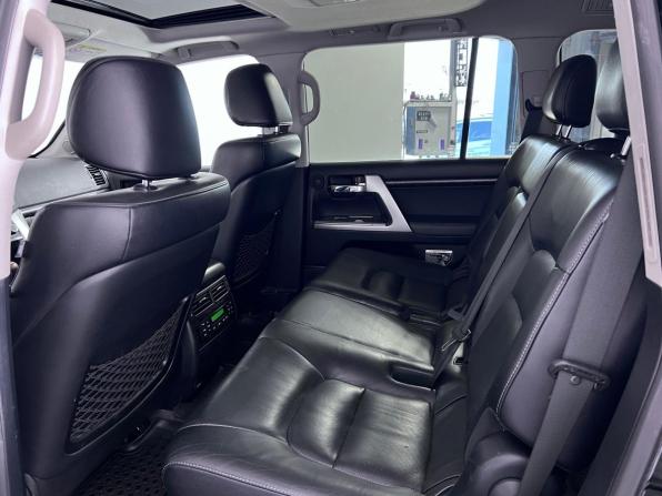 Toyota Land Cruiser 200 Series Рестайлинг 1 с пробегом 2013 года, цена 2 999 000 рублей, 350700 км, внедорожник, Автокод Объявления