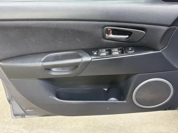 Mazda 3 I (BK) Рестайлинг с пробегом 2006 года, цена 559 000 рублей, 239321 км, седан, Автокод Объявления