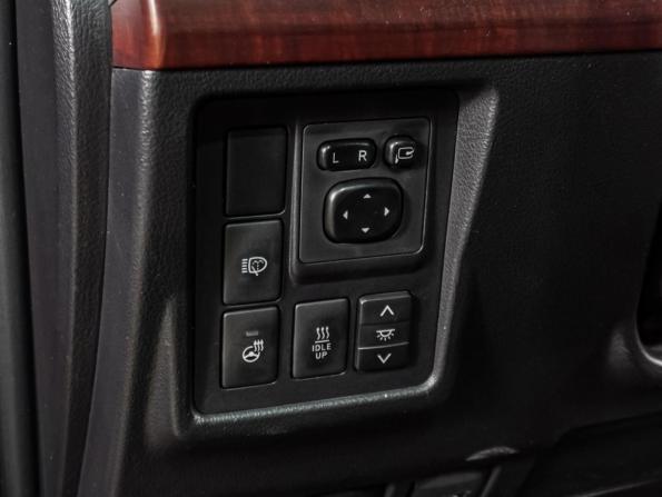 Toyota Land Cruiser Prado 150 Series Рестайлинг 2 с пробегом 2017 года, цена 4 349 000 рублей, 189247 км, внедорожник, Автокод Объявления