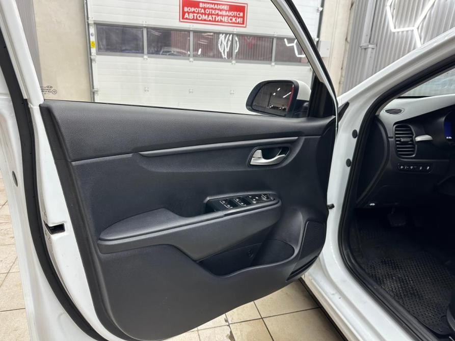 Kia Rio IV Альметьевск  - изображение 9