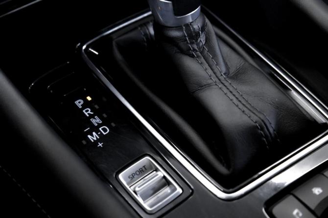 Mazda 6 III (GJ) Рестайлинг 2 с пробегом 2018 года, цена 2 399 000 рублей, 103099 км, седан, Автокод Объявления