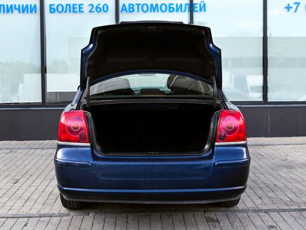 Toyota Avensis II с пробегом 2005 года, цена 749 000 рублей, 350229 км, лифтбек, Автокод Объявления