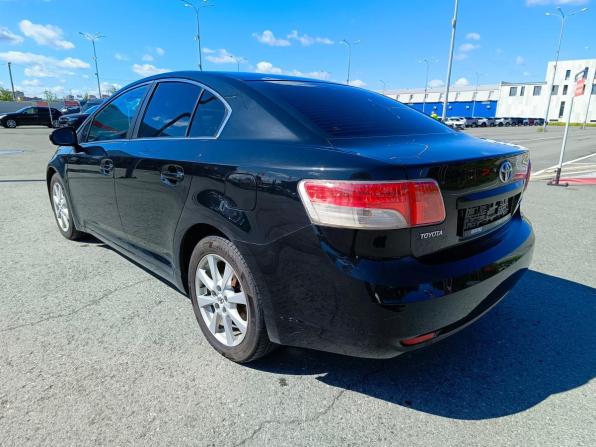 Toyota Avensis III с пробегом 2011 года, цена 892 000 рублей, 353634 км, седан, Автокод Объявления