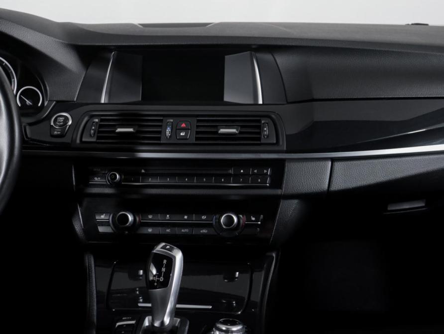 BMW 5 серии VI (F10/F11/F07) Рестайлинг Москва  - изображение 13