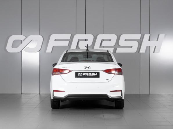 Hyundai Solaris II с пробегом 2018 года, цена 1 270 000 рублей, 163258 км, седан, Автокод Объявления