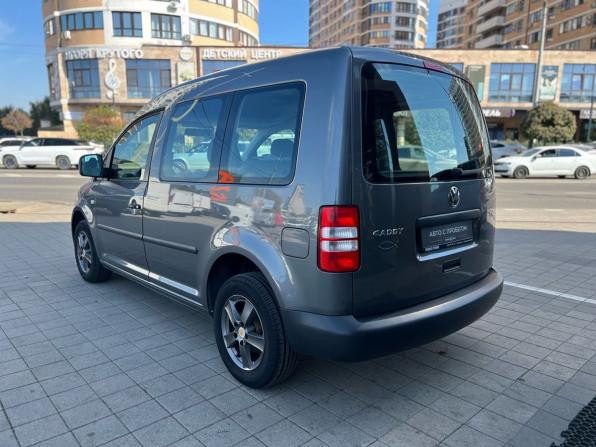 Volkswagen Caddy III Рестайлинг с пробегом 2012 года, цена 1 258 000 рублей, 60505 км, компактвэн, Автокод Объявления