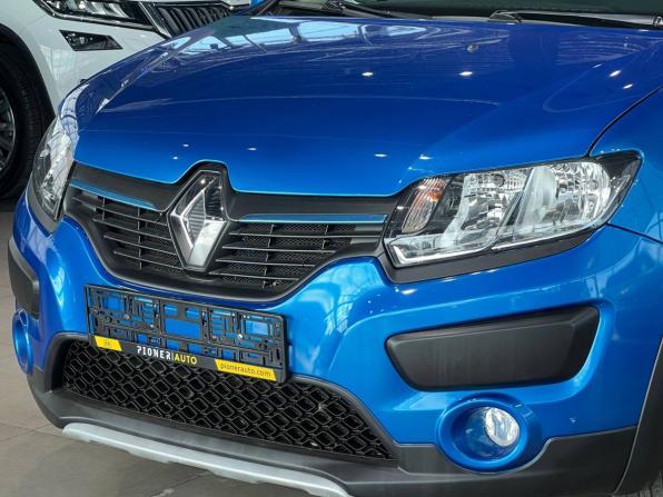 Renault Sandero II с пробегом 2014 года, цена 960 000 рублей, 117579 км, хэтчбек, Автокод Объявления