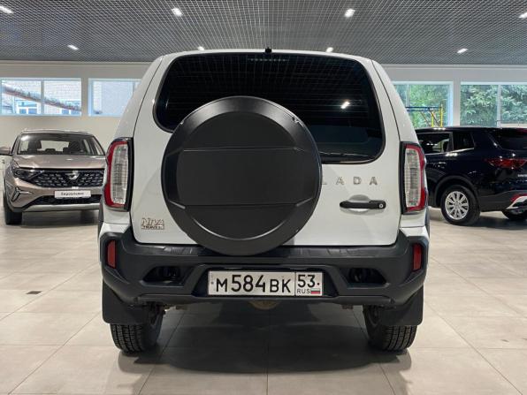 Lada (ВАЗ) Niva Travel I с пробегом 2024 года, цена 960 000 рублей, 15000 км, внедорожник, Автокод Объявления
