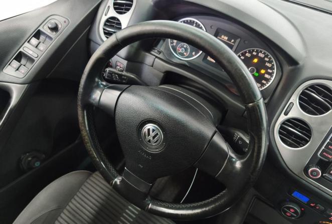 Volkswagen Tiguan I с пробегом 2009 года, цена 1 049 000 рублей, 152999 км, внедорожник, Автокод Объявления