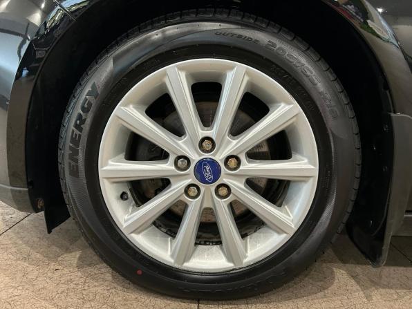 Ford Focus III Рестайлинг с пробегом 2017 года, цена 1 079 000 рублей, 142038 км, седан, Автокод Объявления