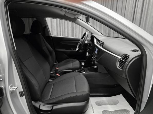 Kia Rio IV Рестайлинг с пробегом 2021 года, цена 1 685 000 рублей, 38000 км, хэтчбек, Автокод Объявления