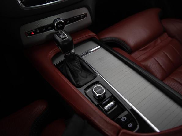 Volvo XC90 II с пробегом 2015 года, цена 2 699 000 рублей, 204145 км, внедорожник, Автокод Объявления