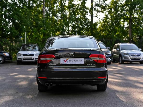 Skoda Superb II Рестайлинг с пробегом 2014 года, цена 1 000 000 рублей, 221774 км, лифтбек, Автокод Объявления