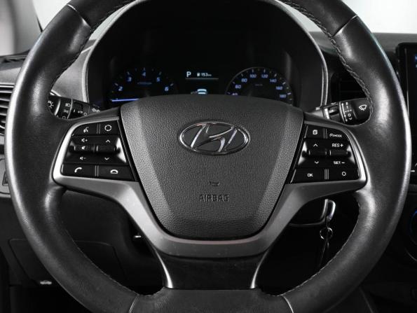 Hyundai Solaris II Рестайлинг с пробегом 2020 года, цена 1 469 000 рублей, 112484 км, седан, Автокод Объявления