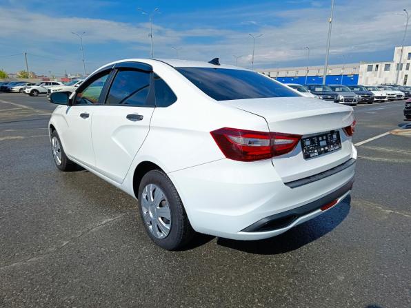 Lada (ВАЗ) Vesta I Рестайлинг (NG) с пробегом 2024 года, цена 1 174 995 рублей, 64278 км, седан, Автокод Объявления