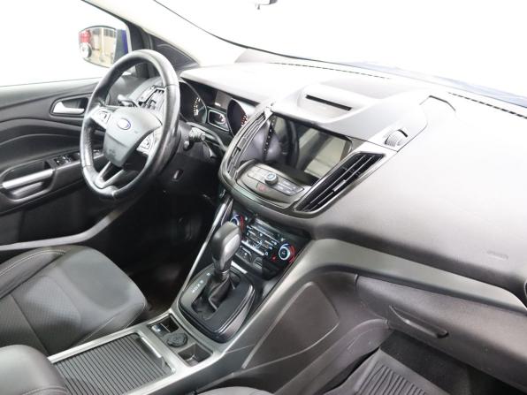 Ford Kuga II Рестайлинг с пробегом 2018 года, цена 1 630 000 рублей, 132918 км, внедорожник, Автокод Объявления