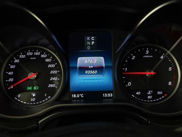 Mercedes-Benz V-Класс III (W447) Рестайлинг с пробегом 2022 года, цена 8 999 051 рубль, 93560 км, минивэн, Автокод Объявления