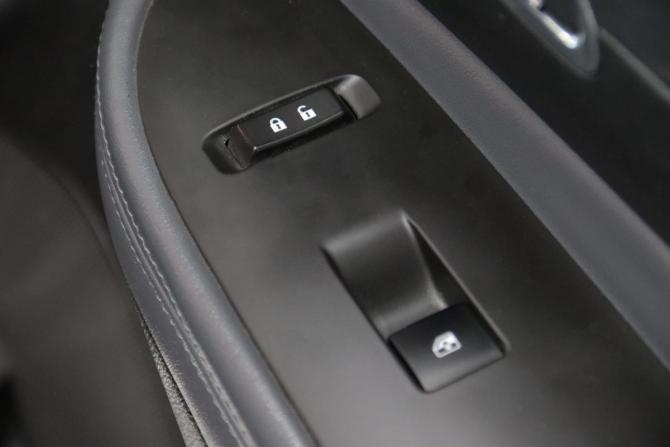 Opel Mokka I с пробегом 2013 года, цена 1 095 950 рублей, 111925 км, внедорожник, Автокод Объявления