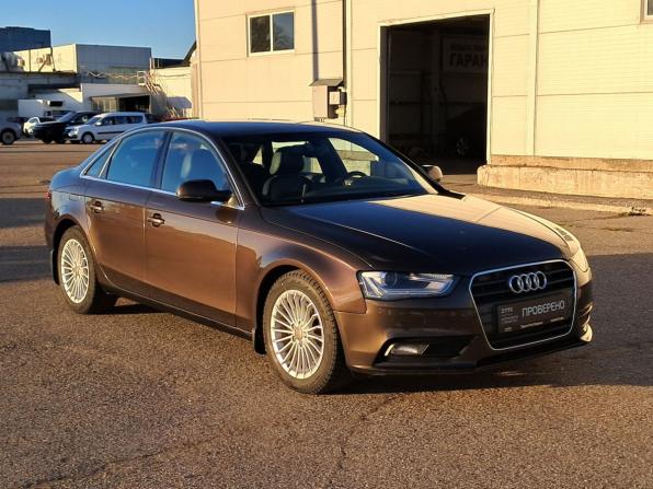 Audi A4 IV (B8) Рестайлинг с пробегом 2012 года, цена 1 250 000 рублей, 226871 км, седан, Автокод Объявления