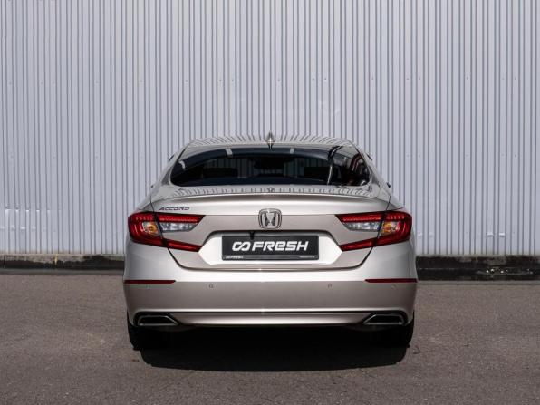 Honda Accord X с пробегом 2018 года, цена 2 150 000 рублей, 124187 км, седан, Автокод Объявления