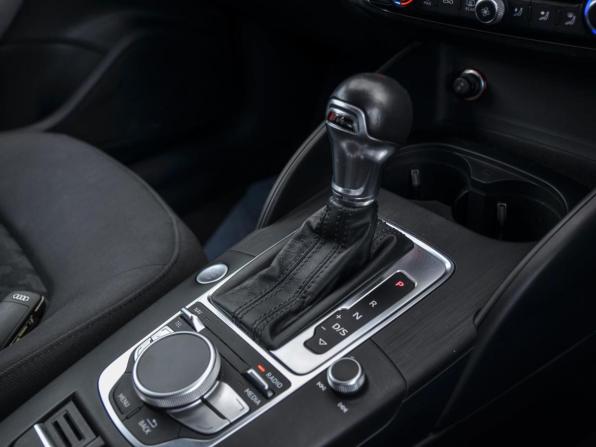 Audi A3 III (8V) с пробегом 2014 года, цена 1 200 000 рублей, 133654 км, седан, Автокод Объявления