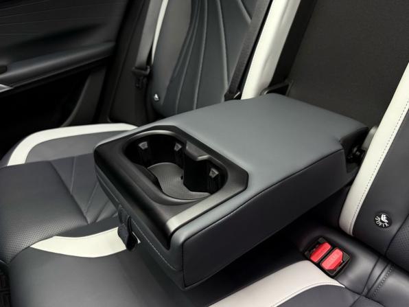 Geely Atlas II с пробегом 2024 года, цена 2 999 000 рублей, 43287 км, внедорожник, Автокод Объявления