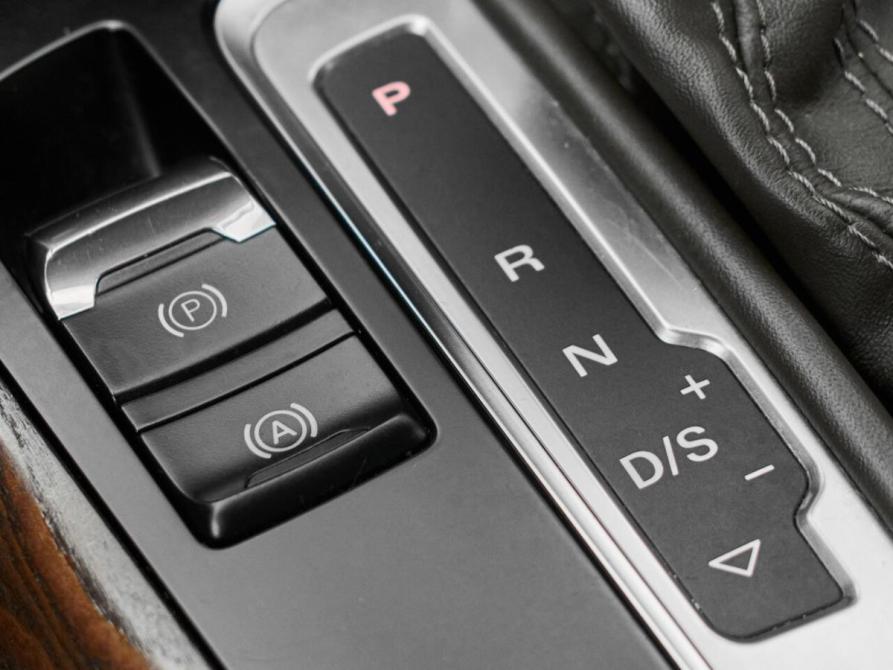 Audi A4 IV (B8) Рестайлинг Екатеринбург  - изображение 19